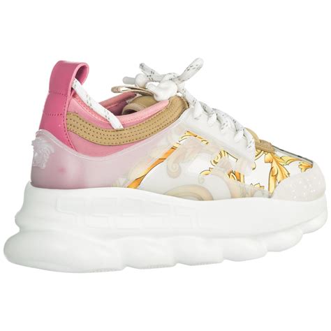 versace testa oro prezzo|Nuova collezione di scarpe da donna di Versace su FARFETCH.